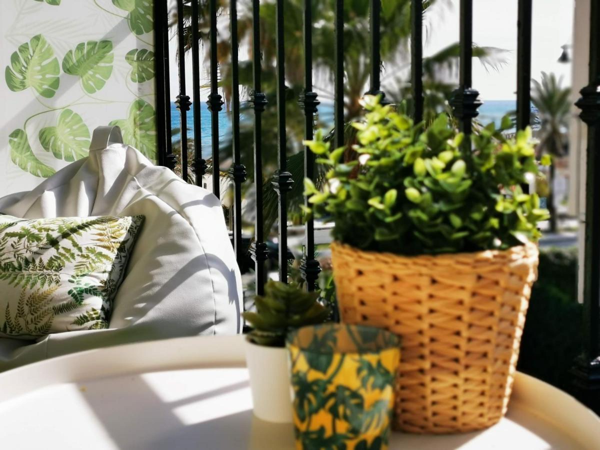 Lido Beachfront Торемолинос Екстериор снимка