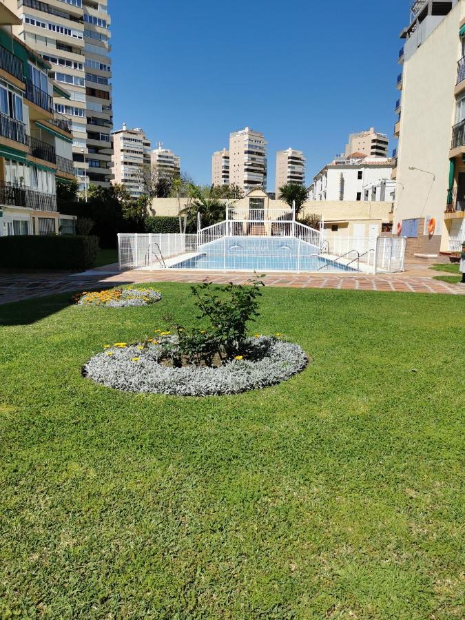 Lido Beachfront Торемолинос Екстериор снимка