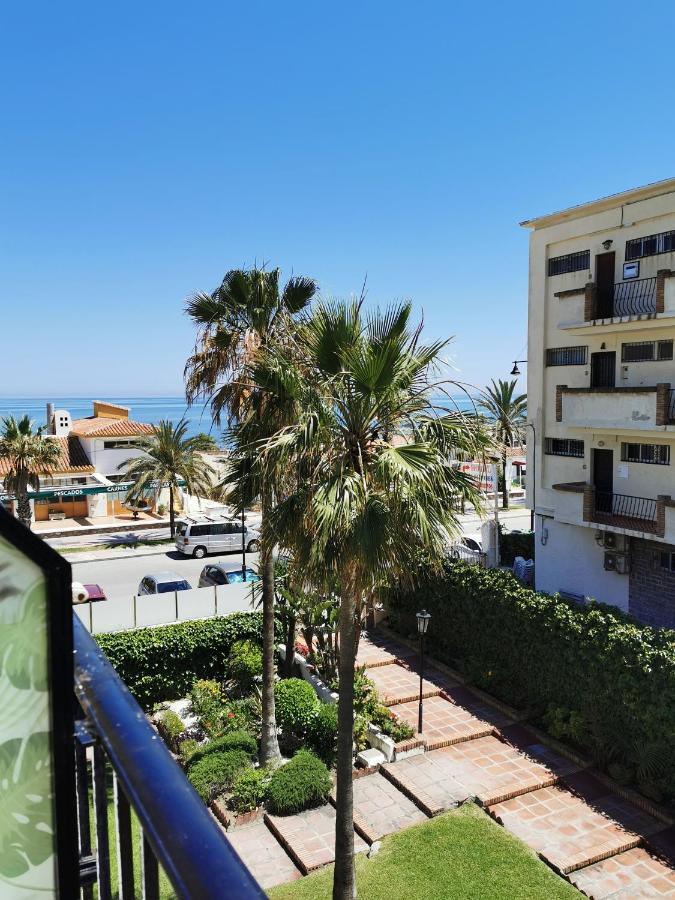 Lido Beachfront Торемолинос Екстериор снимка